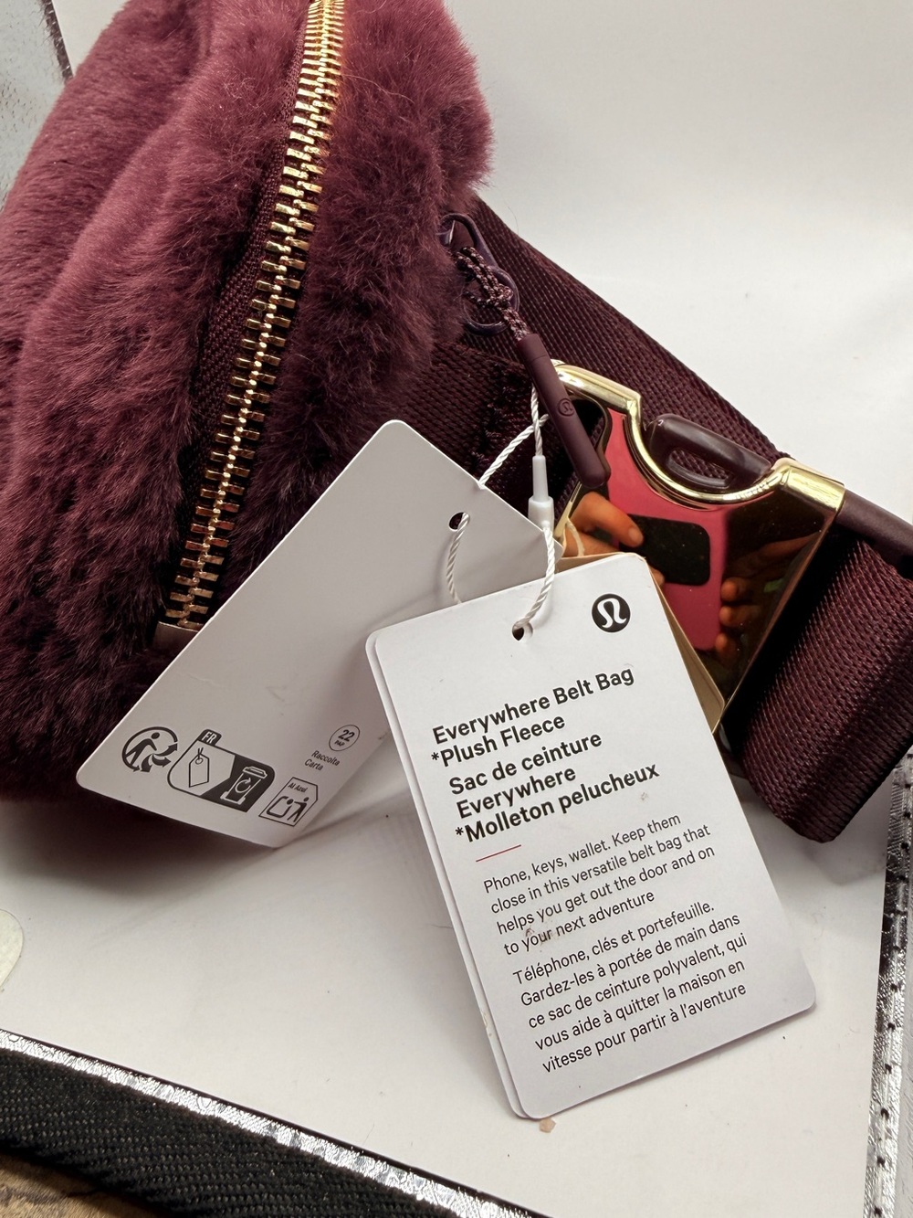 lululemon athletica Plush Zip Cosmetic Pouch - Burgundy - Picture 6 of 13